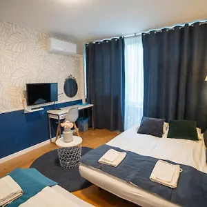 Grzybowska 9 Apartamento Varsovia